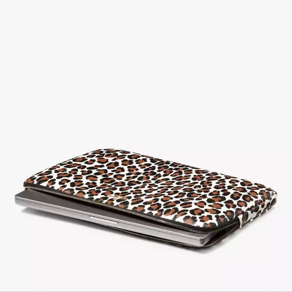 Madison Spotted Leopard Universal Laptop Sleeve - Picture 3 of 5